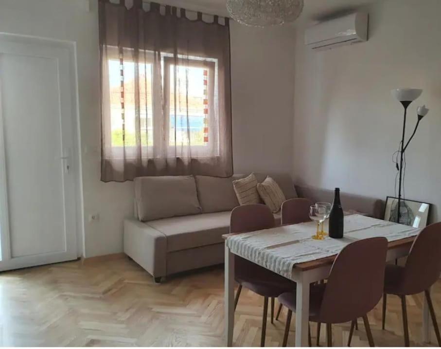זאדאר Apartmani Luce מראה חיצוני תמונה